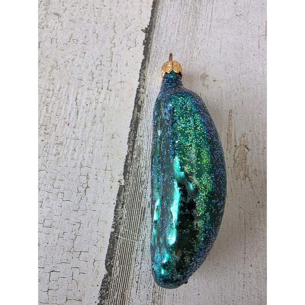 Vintage radko‎ pickle vegetable glitter ornament glass green Xmas tree